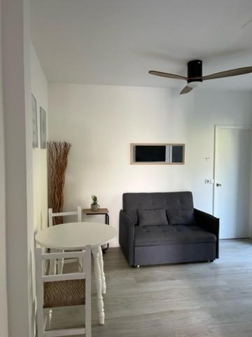 Apartamentos Cana Sofia Cala Llonga  Exteriör bild
