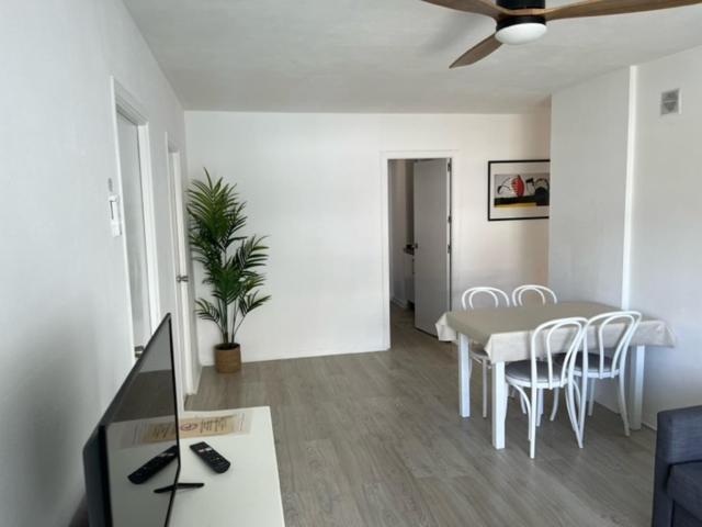 Apartamentos Cana Sofia Cala Llonga  Exteriör bild