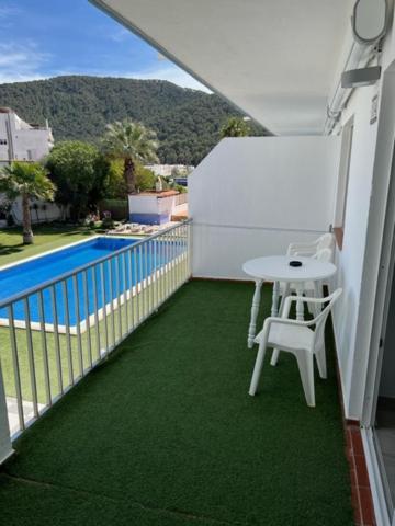 Apartamentos Cana Sofia Cala Llonga  Exteriör bild