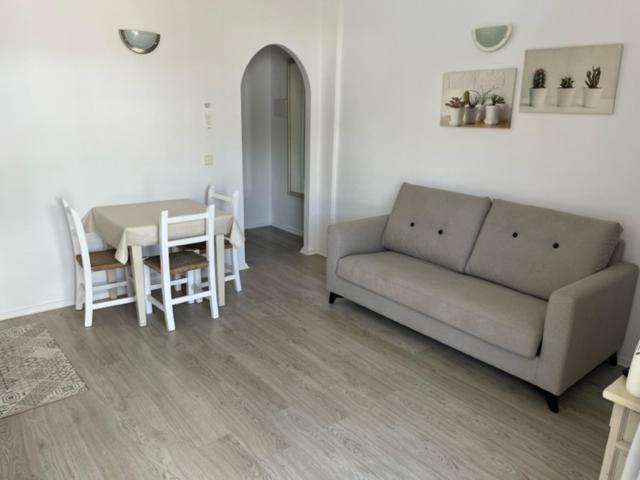 Apartamentos Cana Sofia Cala Llonga  Exteriör bild