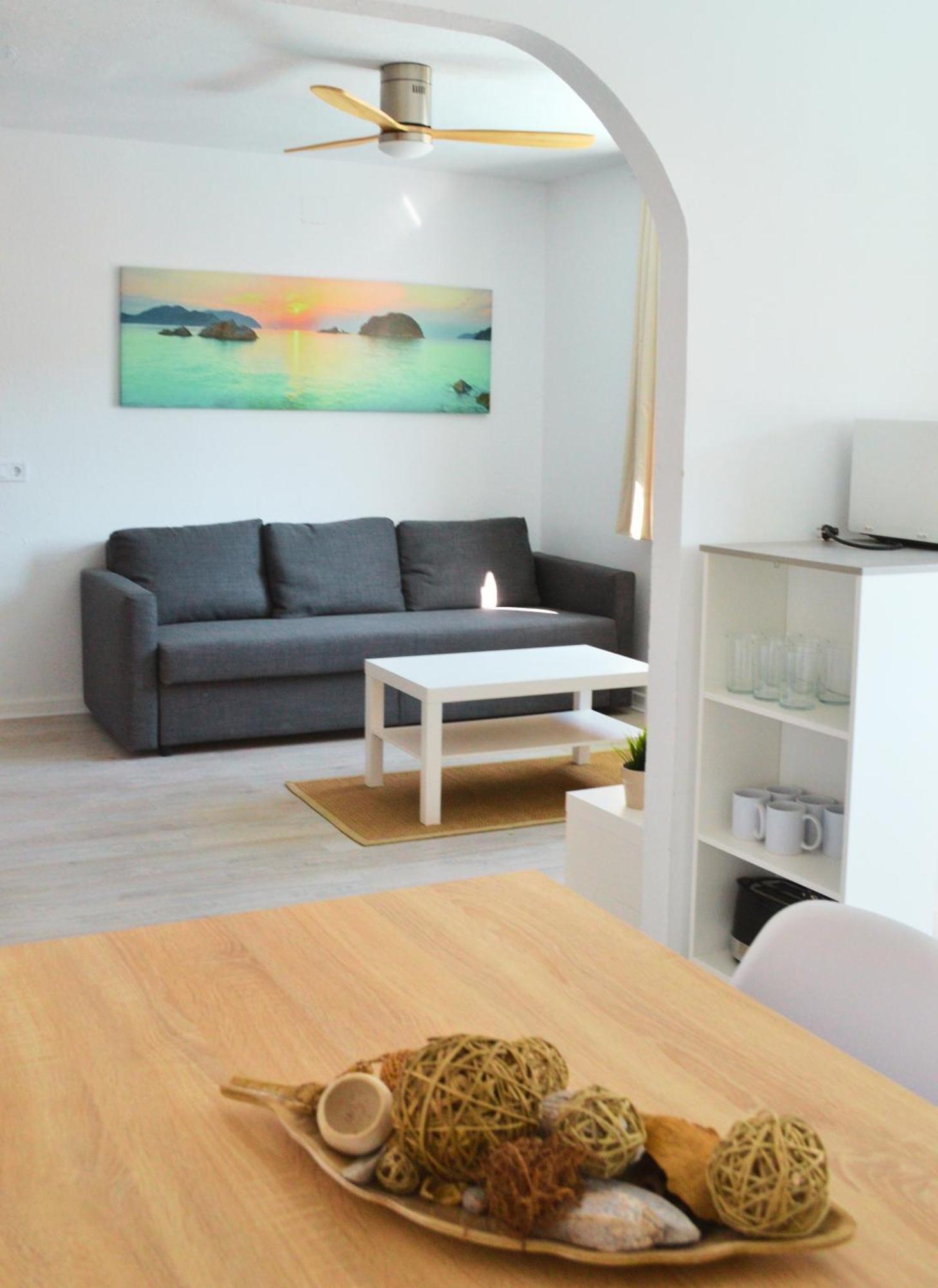 Apartamentos Cana Sofia Cala Llonga  Exteriör bild